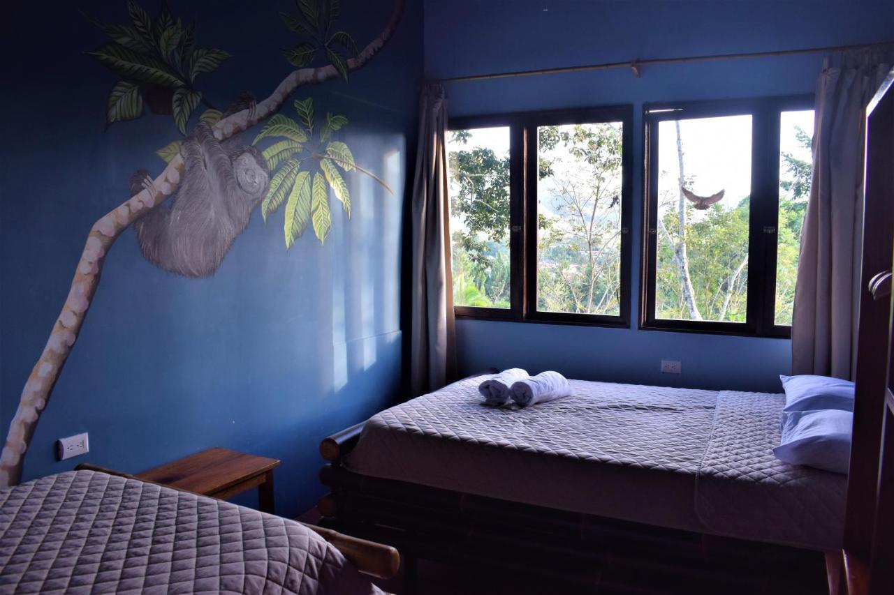 Casitas Eco Bambu * Cartago